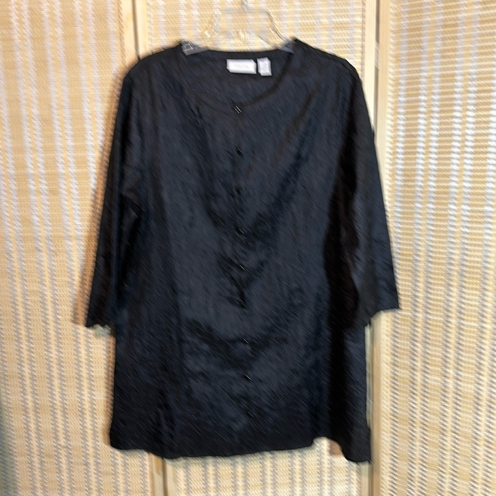Chico's Black Tunic Length 3/4 Sleeve Crinkly Button Down Satin Blouse 2 Medium - Picture 1 of 16
